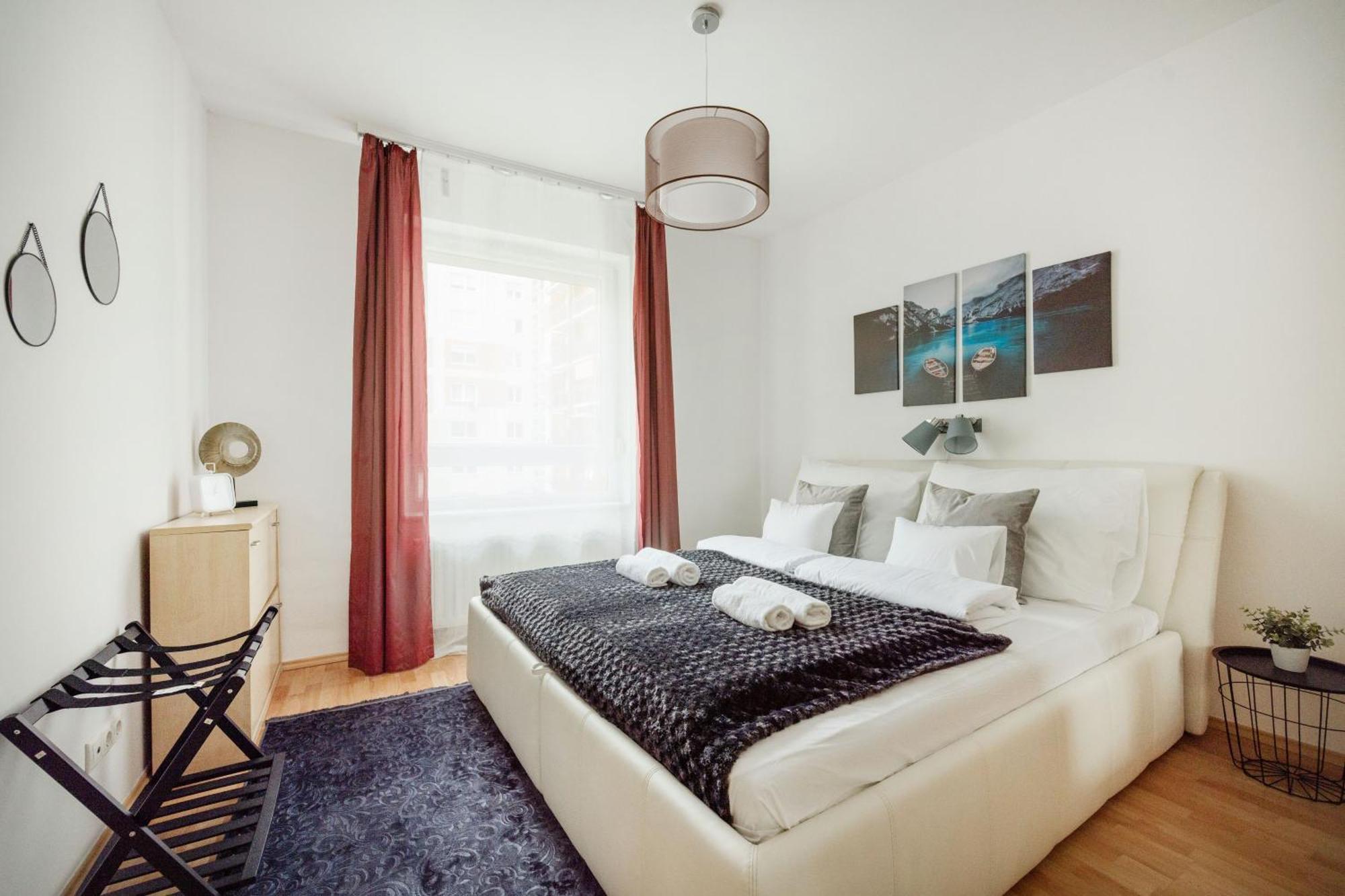 Modern Two-Bedroom Apartment With Free Parking Budapest Bagian luar foto